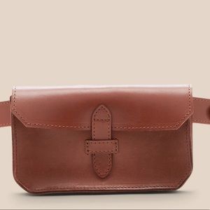 NEW Banana Republic Heritage Genuine Leather Belt Bag in Cognac
